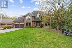 194 SHERWOOD PLACE | Newmarket Ontario | Slide Image Four