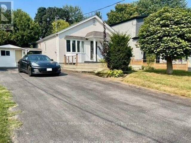 38 FENWOOD HEIGHTS Toronto Ontario, M1M 2V8 - 4 Bedrooms Home For Sale