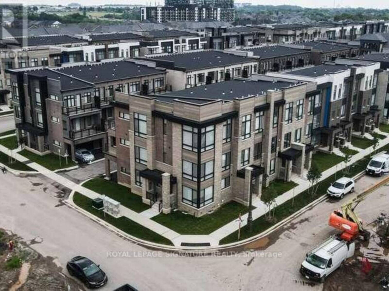 3148 PERKINS WAY, Oakville, Ontario L6H 7Z1