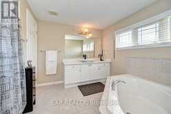 A3 - 795 LAURELWOOD DRIVE | Waterloo Ontario | Slide Image Sixteen