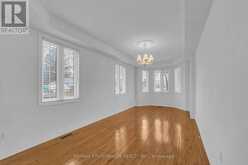 106 CRAGGVIEW DRIVE | Toronto Ontario | Slide Image Nine