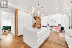 442 SHERIN DRIVE | Oakville Ontario | Slide Image Seventeen