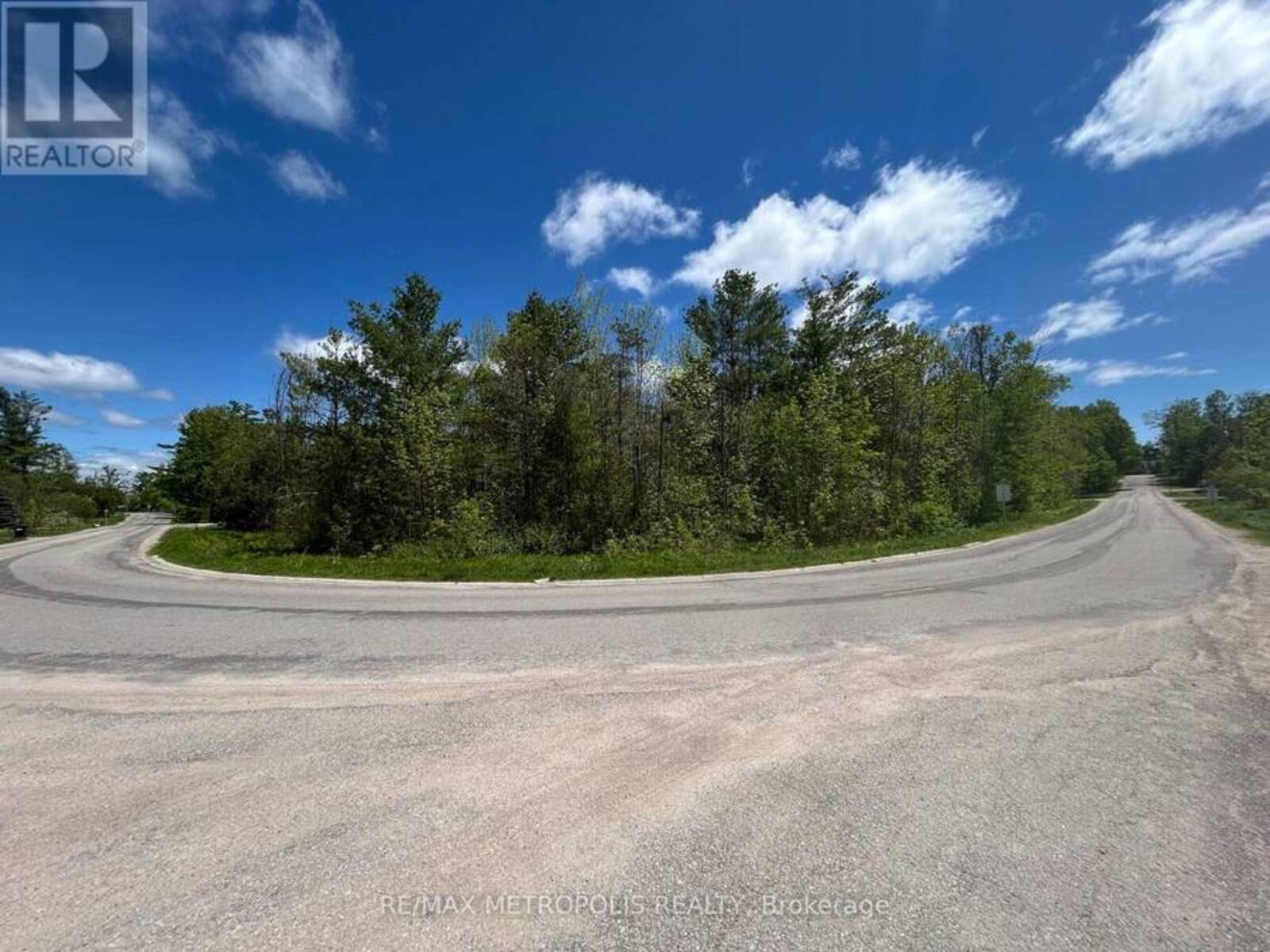 593 LAKESHORE ROAD E, Oro-Medonte, Ontario L0L 2E0