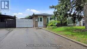 19 FLAMINGO CRESCENT | Brampton Ontario | Slide Image Three