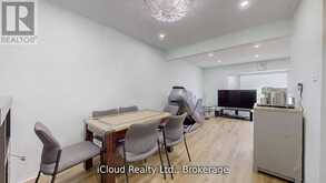 19 FLAMINGO CRESCENT | Brampton Ontario | Slide Image Nine