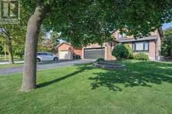 2029 KEMPTON PARK DRIVE | Mississauga Ontario | Slide Image Three