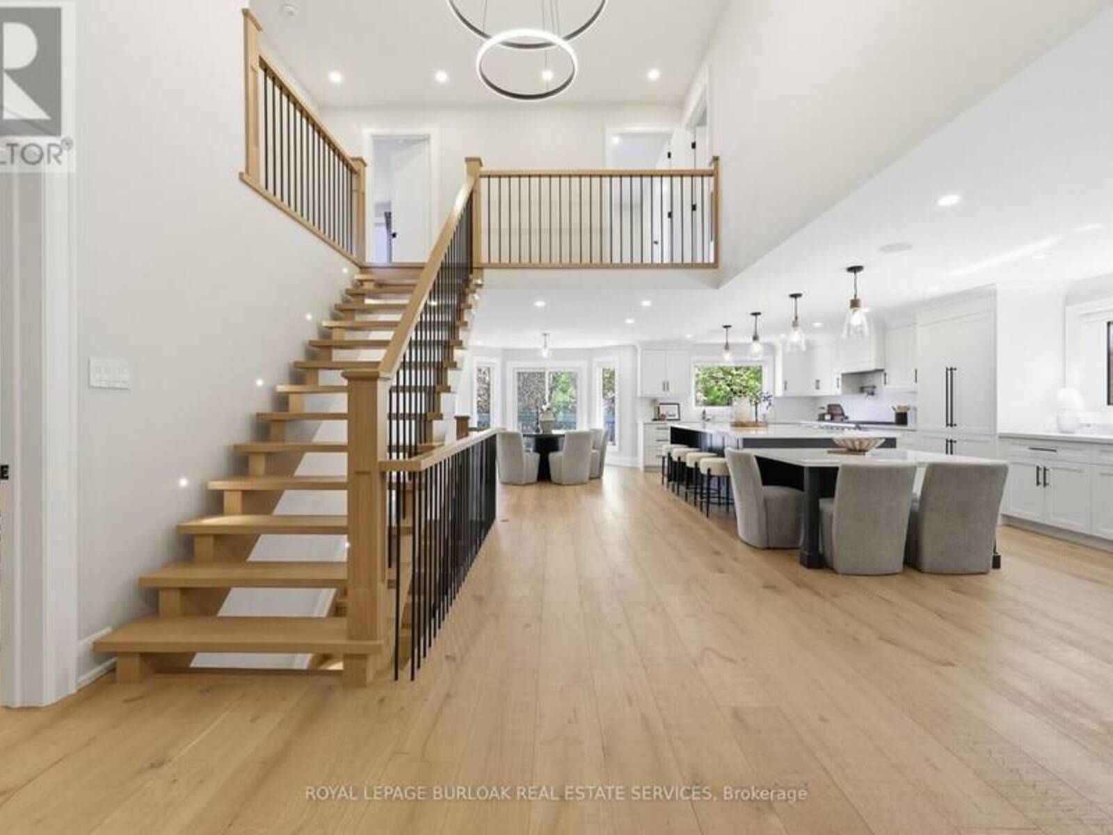 2029 KEMPTON PARK DRIVE, Mississauga, Ontario L5M 2Z4