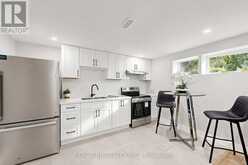 49 BAYVIEW PARKWAY | Newmarket Ontario | Slide Image Thirty-eight