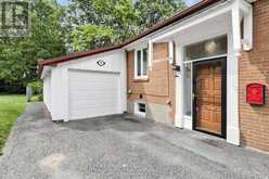 49 BAYVIEW PARKWAY | Newmarket Ontario | Slide Image Five
