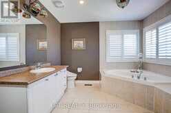 1168 MCTAVISH DRIVE | Newmarket Ontario | Slide Image Twenty