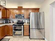 44 SHINING WILLOW CRESCENT | Brampton Ontario | Slide Image Twelve