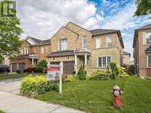 44 SHINING WILLOW CRESCENT | Brampton Ontario | Slide Image Two