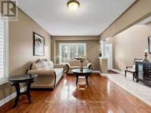 44 SHINING WILLOW CRESCENT | Brampton Ontario | Slide Image Three