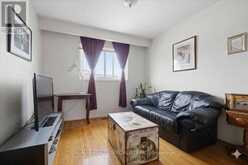 80 CHALFIELD LANE | Mississauga Ontario | Slide Image Seventeen