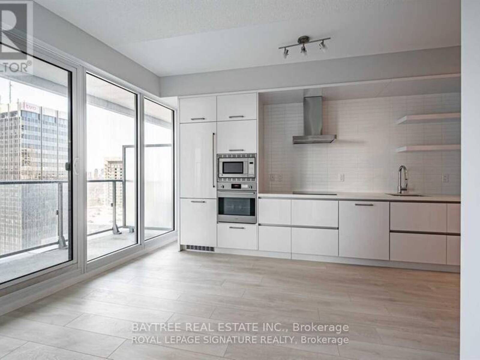 1506 - 2221 YONGE STREET, Toronto, Ontario M4S 2B4