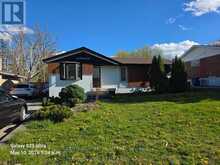 206 PARKVIEW CRESCENT | Newmarket Ontario | Slide Image One