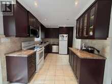 3072 PATRICK CRESCENT | Mississauga Ontario | Slide Image Nine