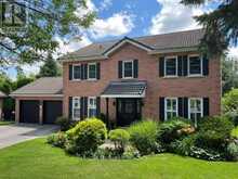 23 CRANBERRY LANE | Aurora Ontario | Slide Image One