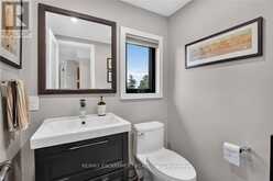 3754 LAKESHORE ROAD | Lincoln Ontario | Slide Image Thirty-three