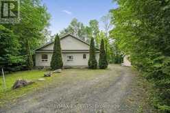 1007 MCCABE ROAD | Baysville Ontario | Slide Image Thirty-eight