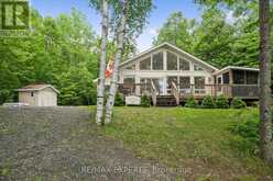 1007 MCCABE ROAD | Baysville Ontario | Slide Image Four