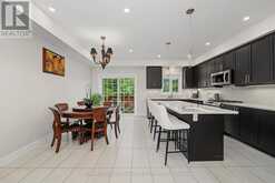 211 APPLETON COURT | Newmarket Ontario | Slide Image Seventeen