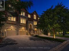 211 APPLETON COURT Newmarket Ontario, L3Y 0B8