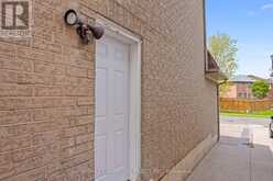3 FIDDLENECK CRESCENT | Brampton Ontario | Slide Image Forty-three