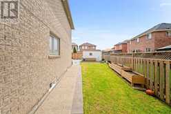 3 FIDDLENECK CRESCENT | Brampton Ontario | Slide Image Forty-four