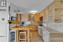 810 - 20 HARDING BOULEVARD W | Richmond Hill Ontario | Slide Image Ten
