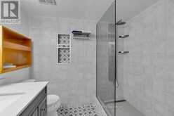 810 - 20 HARDING BOULEVARD W | Richmond Hill Ontario | Slide Image Nineteen