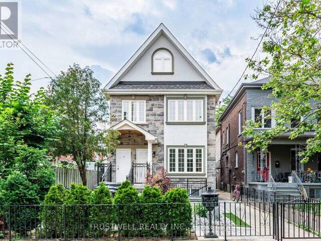 142 BORDEN STREET Toronto Ontario, M5S 2N3 - Multi-family Home For Sale
