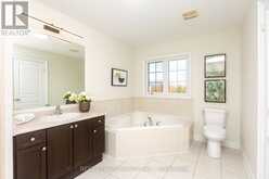 31 BERNBRIDGE ROAD | Markham Ontario | Slide Image Sixteen