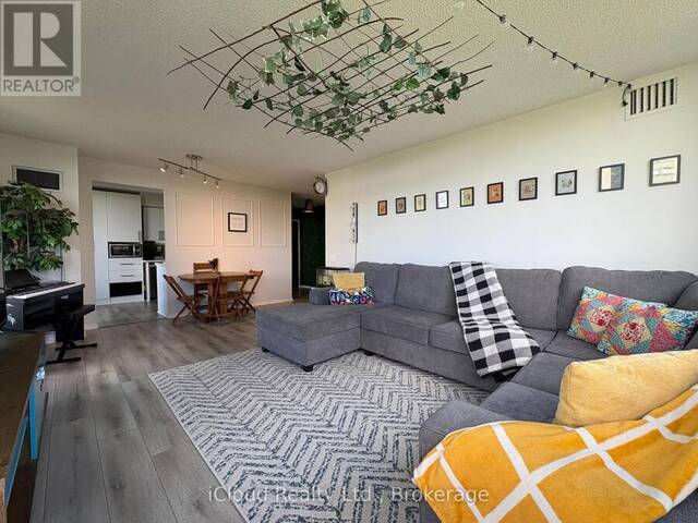 710 - 91 TOWNSGATE DRIVE Vaughan Ontario, L4J 8E8 - 2 Bedrooms Condo For Sale