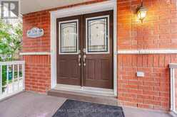 106 WILLIAMSON DRIVE | Brampton Ontario | Slide Image Three