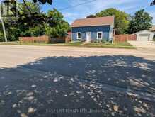 339 GREEN STREET | Port Elgin Ontario | Slide Image Two