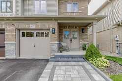 4622 KEYSTONE CRESCENT | Burlington Ontario | Slide Image Two