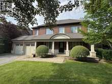 64 MONTRESSOR DRIVE | Toronto Ontario | Slide Image Two