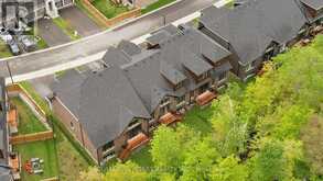 3 LOIS TORRANCE TRAIL | Uxbridge Ontario | Slide Image Forty-seven