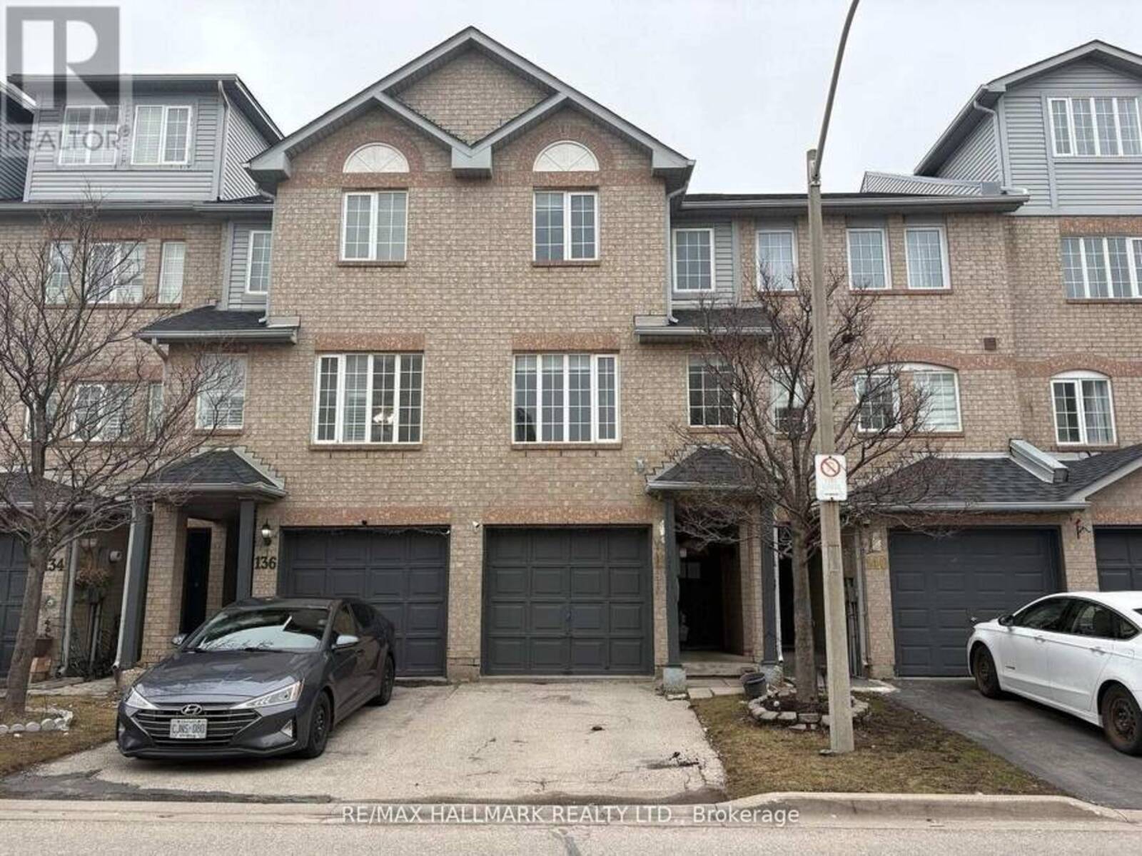138 SPADINA ROAD, Brampton, Ontario L6X 4X6