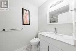 11 DRAKES DRIVE | Hamilton Ontario | Slide Image Sixteen