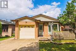 11 DRAKES DRIVE | Hamilton Ontario | Slide Image Three