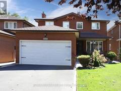 1086 HEDGE DRIVE Mississauga Ontario, L4Y 1G2