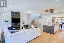 200 SNOWDON AVENUE | Toronto Ontario | Slide Image Fifteen