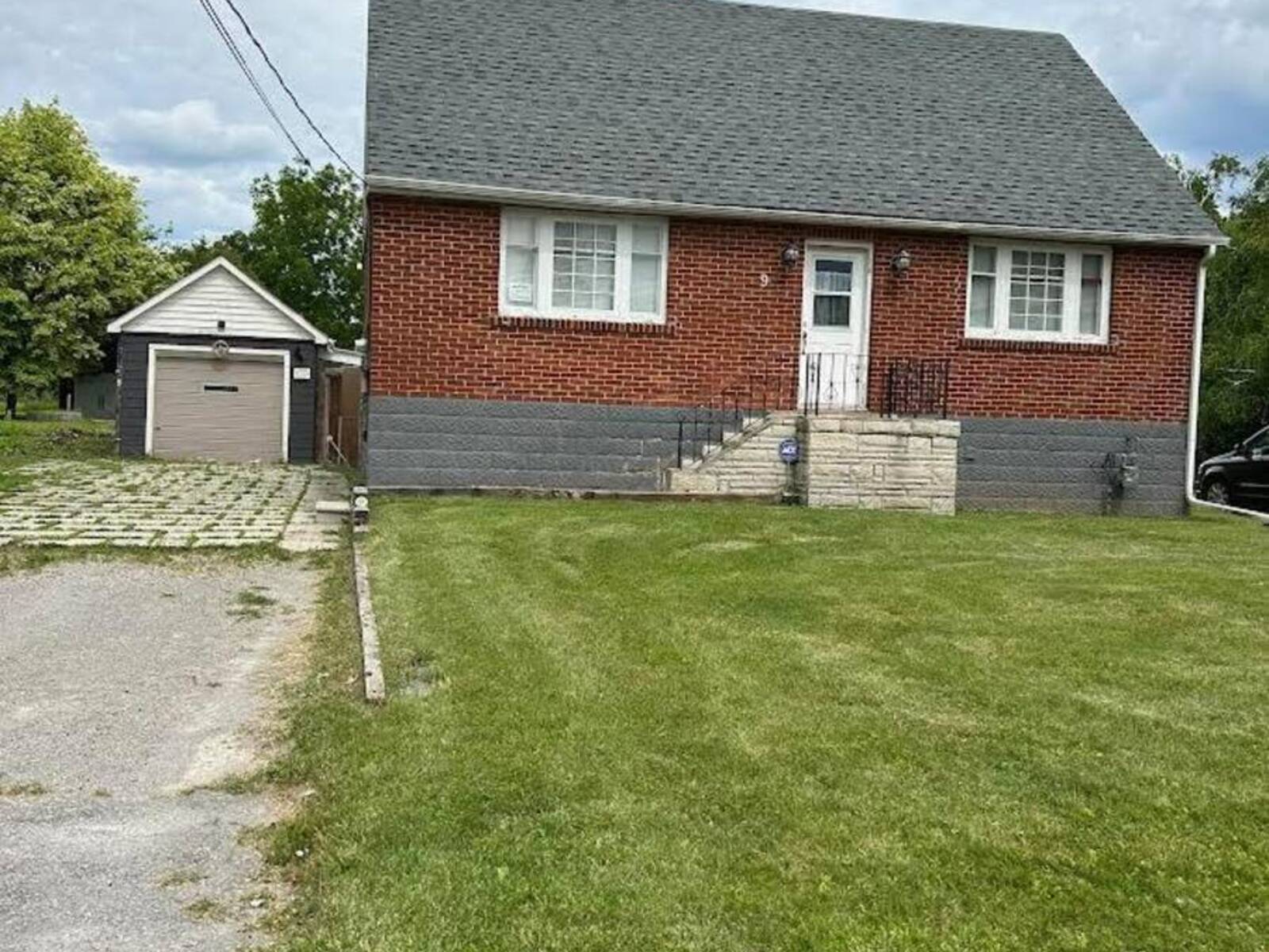 9 WALES AVENUE, Markham, Ontario L3P 2C2