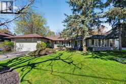 18 BRIAN CLIFF DRIVE | Toronto Ontario | Slide Image One