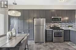 27 CROSSINGS WAY | Hamilton Ontario | Slide Image Ten