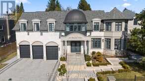 18 SUNCREST DRIVE | Toronto Ontario | Slide Image One