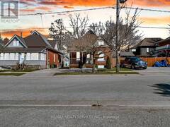 65 MOORE STREET St. Thomas Ontario, N5R 3W4