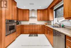 25 GRENADIER CRESCENT | Vaughan Ontario | Slide Image Sixteen